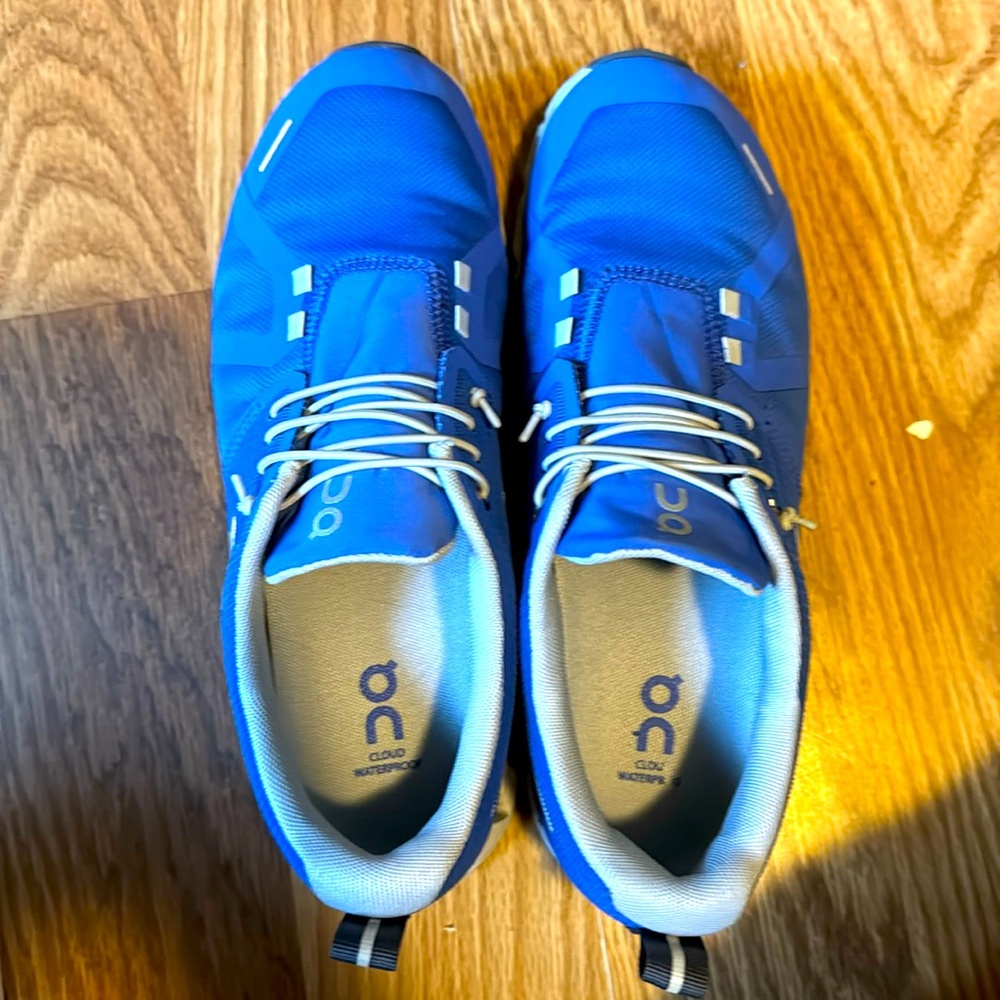 On Cloud Waterproof women’s 9